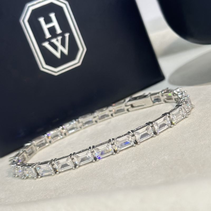 Harry Winston Bracelets - Click Image to Close